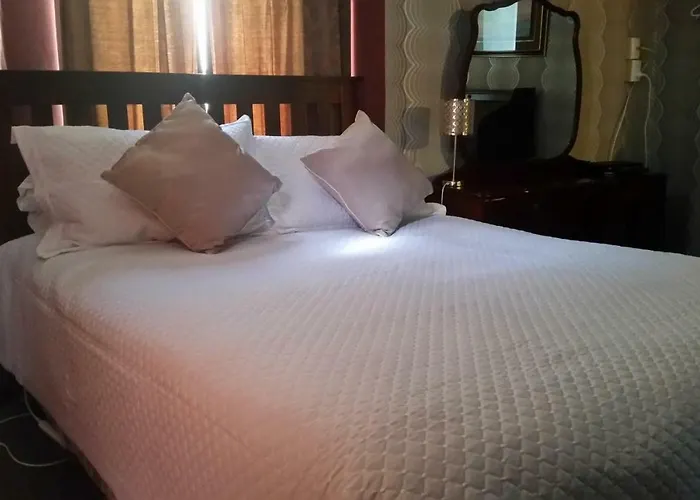 Foveaux Hotel