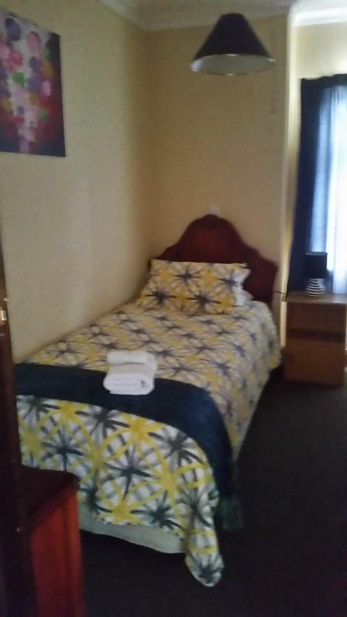 Foveaux Hotel 2*